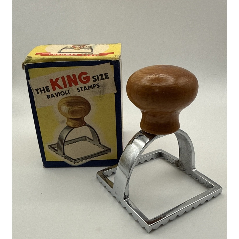 VTG The King Size Ravioli Stamp Cromed Brass Wood Orig Box 2 3/4" Made in Italy